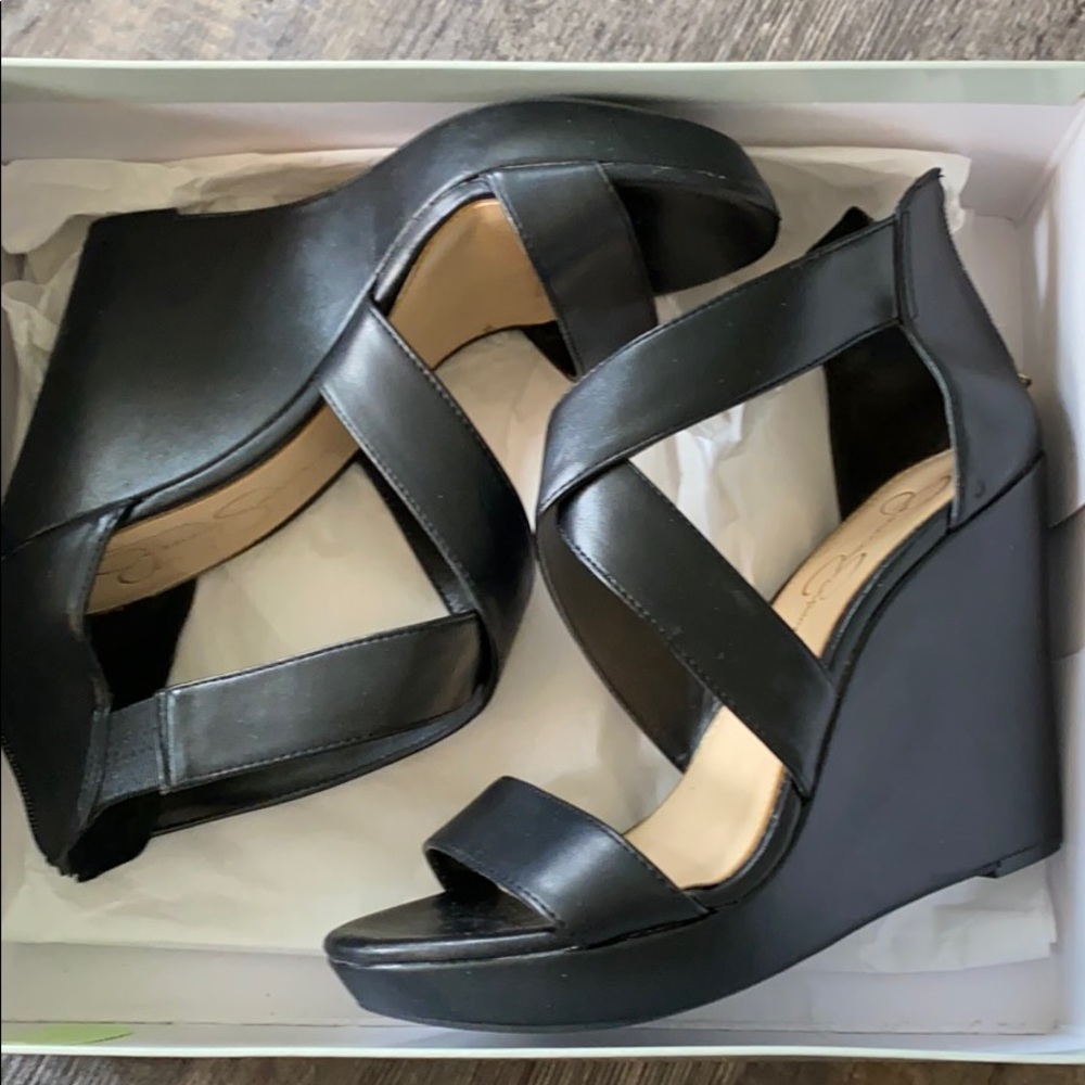 Black Jessica Simpson wedges size 9